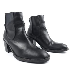 MATISSE Mack Black Leather Ankle Booties Minimal Elevated Western Clean Girl 7